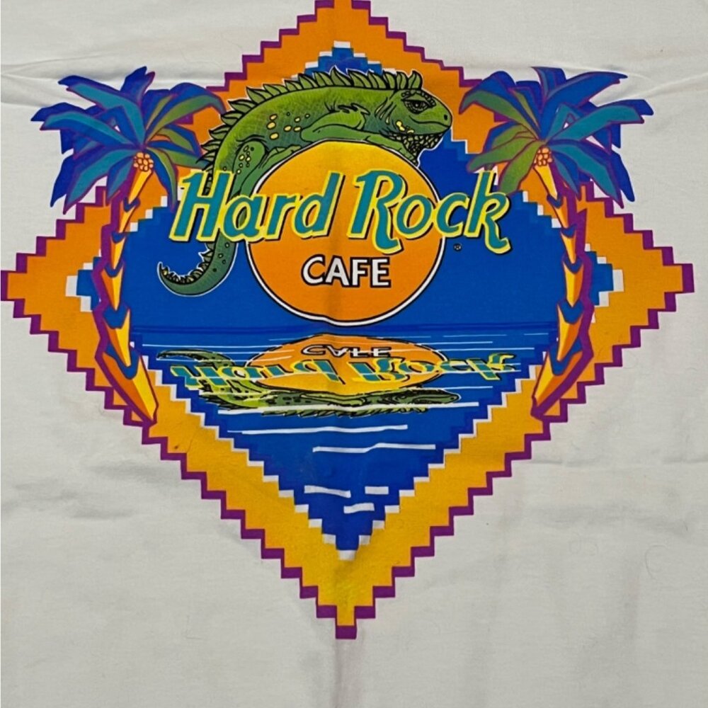 Hard Rock Cafe Heavy Tee White Tshirt St. Thomas  XL Vintage 90s Heavy Tee  USA